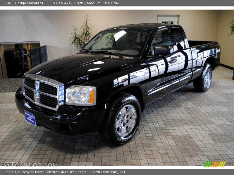 Black / Medium Slate Gray 2005 Dodge Dakota SLT Club Cab 4x4