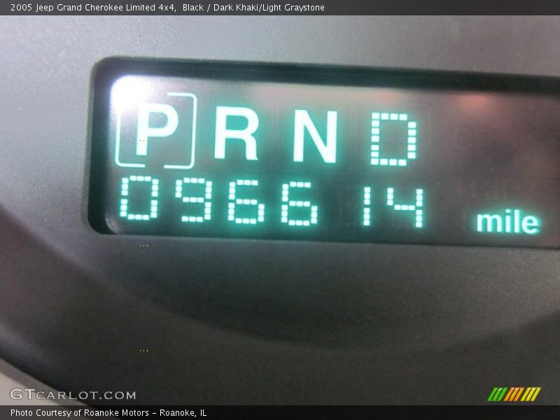 Black / Dark Khaki/Light Graystone 2005 Jeep Grand Cherokee Limited 4x4