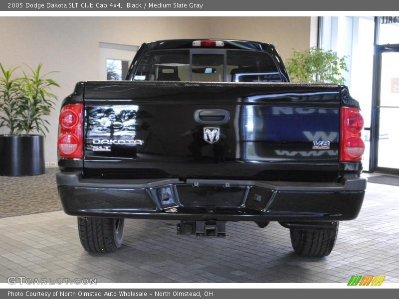 Black / Medium Slate Gray 2005 Dodge Dakota SLT Club Cab 4x4