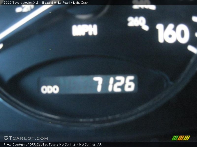 Blizzard White Pearl / Light Gray 2010 Toyota Avalon XLS