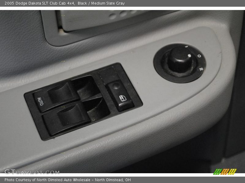 Black / Medium Slate Gray 2005 Dodge Dakota SLT Club Cab 4x4