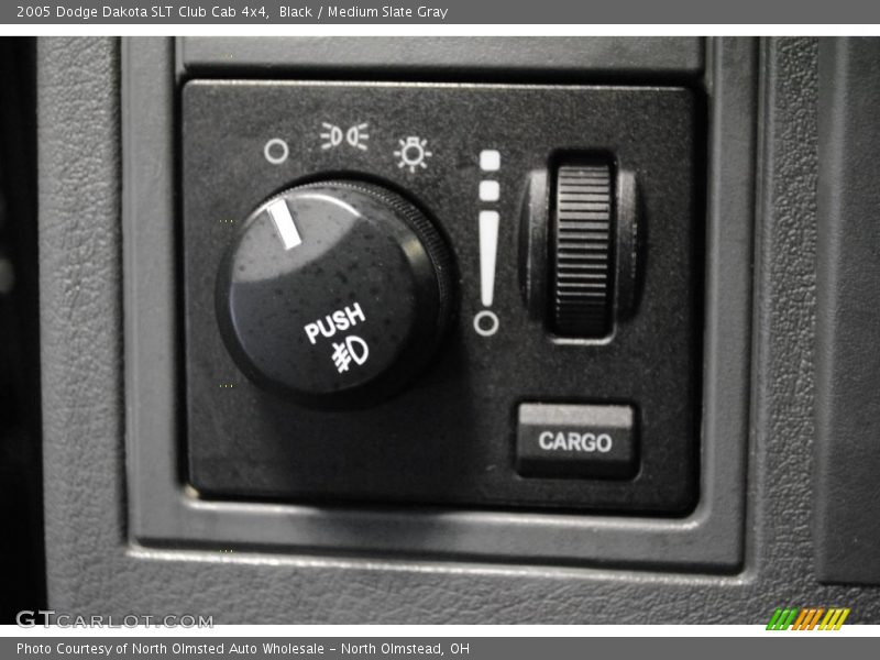 Black / Medium Slate Gray 2005 Dodge Dakota SLT Club Cab 4x4