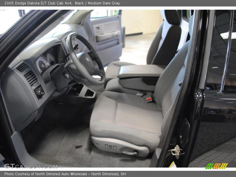 Black / Medium Slate Gray 2005 Dodge Dakota SLT Club Cab 4x4