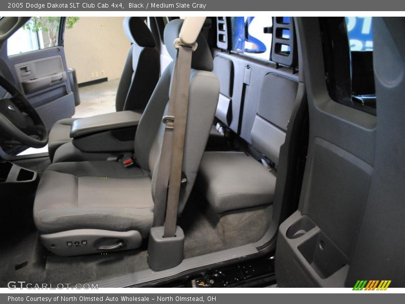 Black / Medium Slate Gray 2005 Dodge Dakota SLT Club Cab 4x4