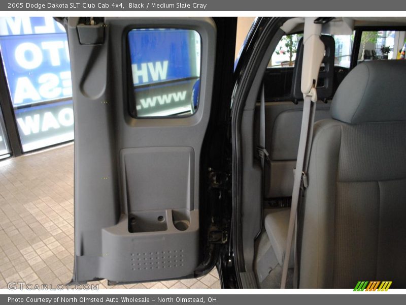 Black / Medium Slate Gray 2005 Dodge Dakota SLT Club Cab 4x4