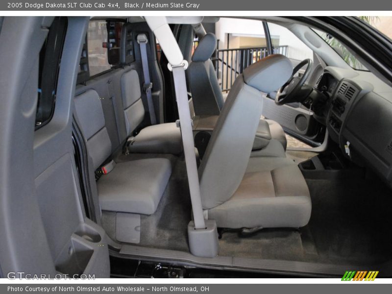 Black / Medium Slate Gray 2005 Dodge Dakota SLT Club Cab 4x4