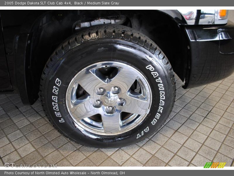 Black / Medium Slate Gray 2005 Dodge Dakota SLT Club Cab 4x4