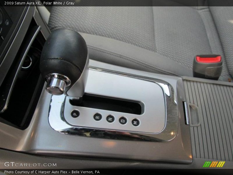 Polar White / Gray 2009 Saturn Aura XE