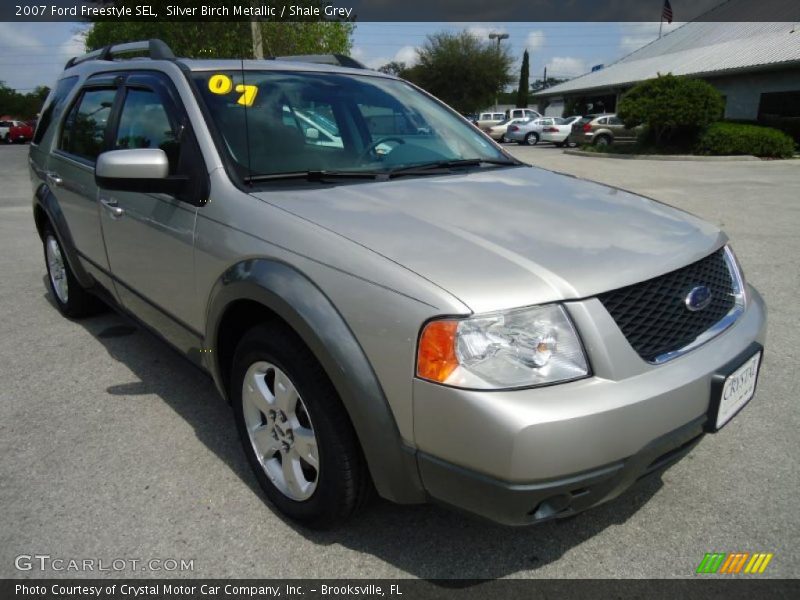 Front 3/4 View of 2007 Freestyle SEL