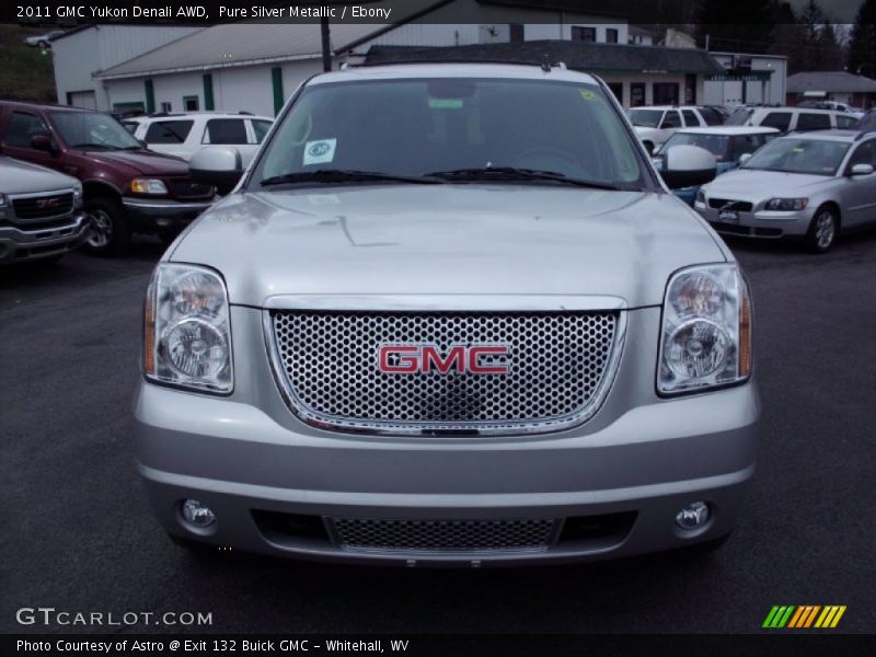 Pure Silver Metallic / Ebony 2011 GMC Yukon Denali AWD