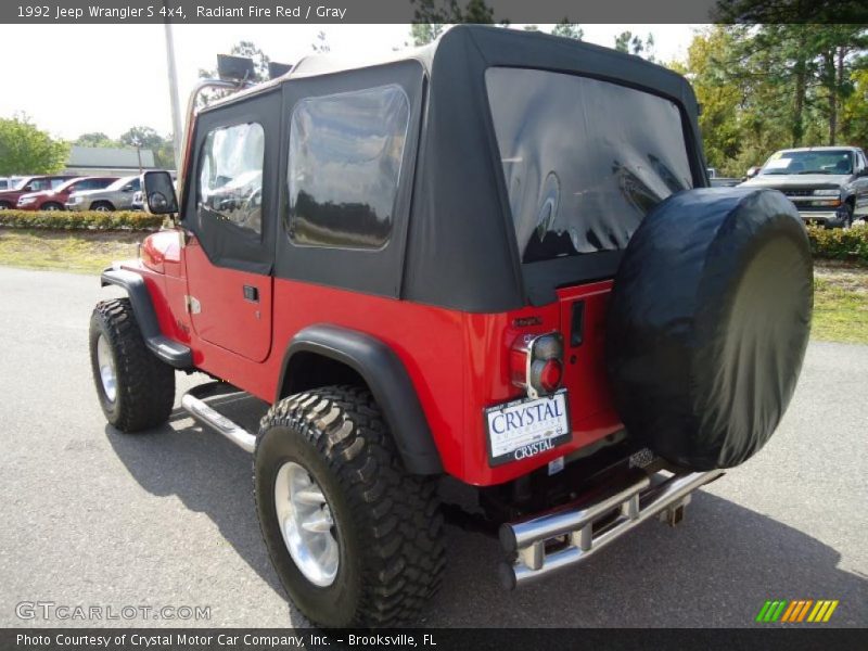 Radiant Fire Red / Gray 1992 Jeep Wrangler S 4x4