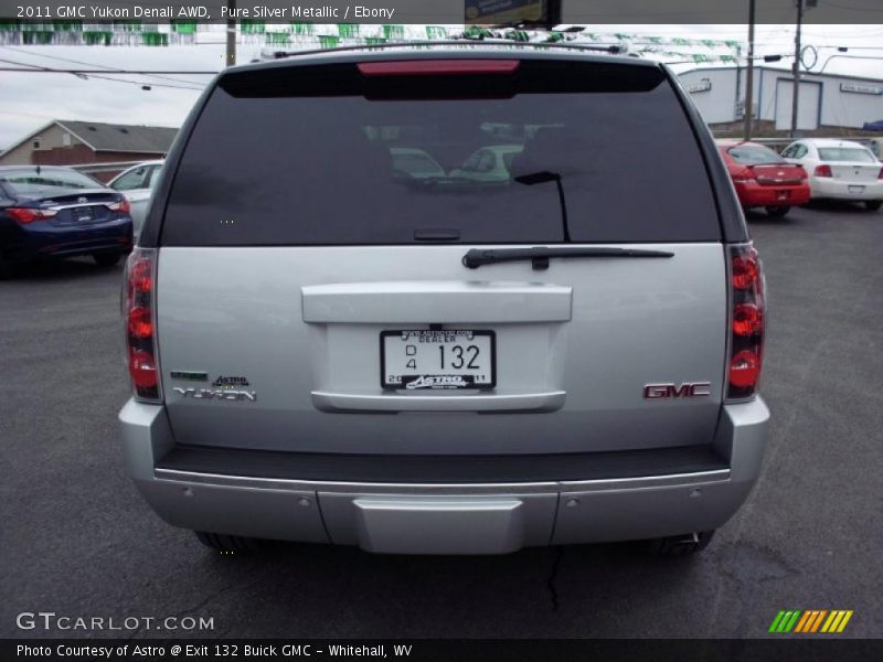 Pure Silver Metallic / Ebony 2011 GMC Yukon Denali AWD