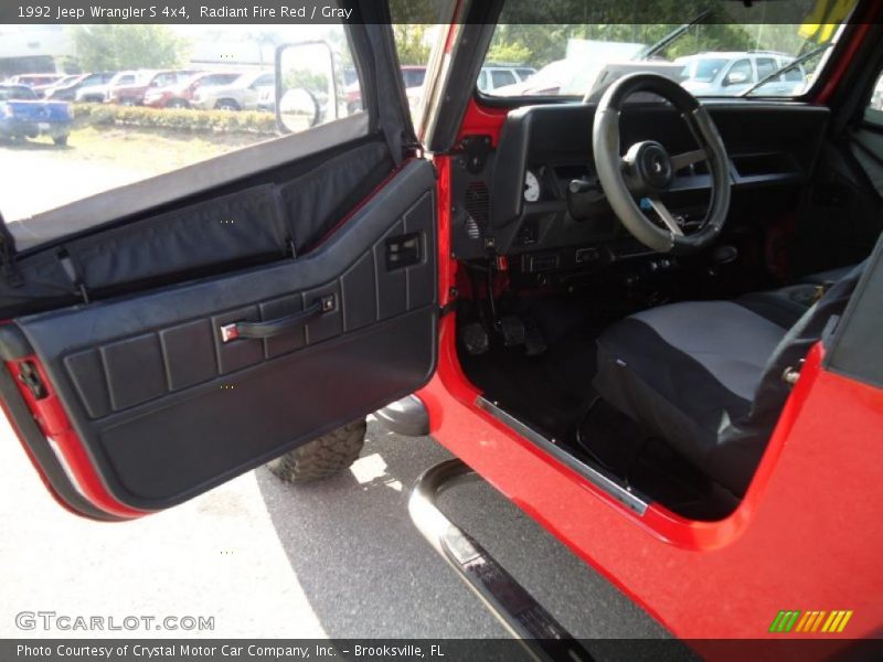 Radiant Fire Red / Gray 1992 Jeep Wrangler S 4x4