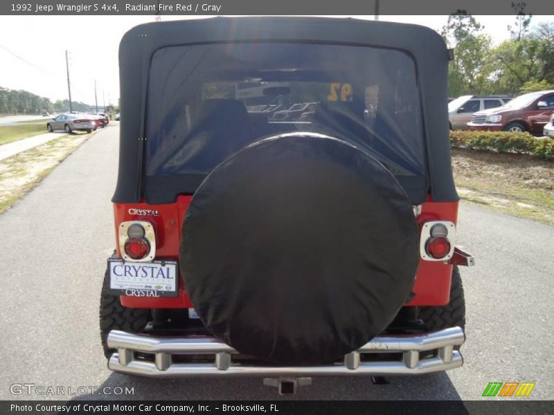 Radiant Fire Red / Gray 1992 Jeep Wrangler S 4x4