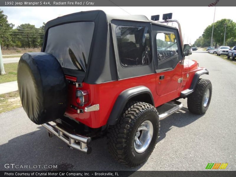 Radiant Fire Red / Gray 1992 Jeep Wrangler S 4x4