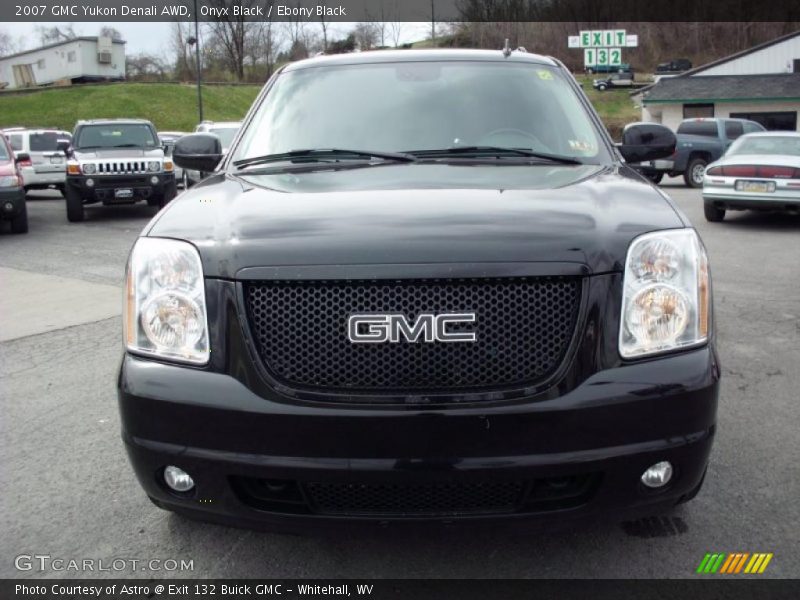 Onyx Black / Ebony Black 2007 GMC Yukon Denali AWD