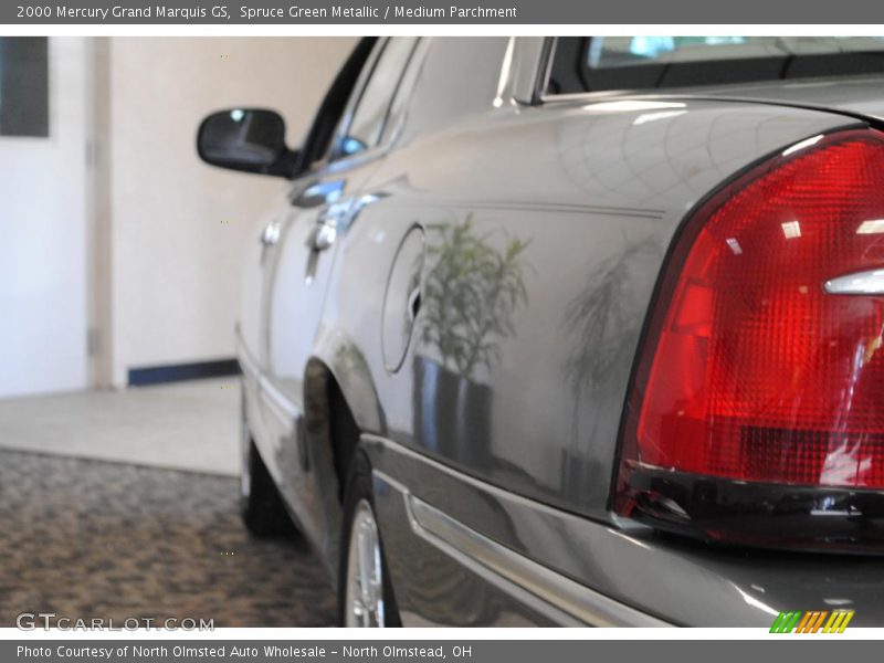 Spruce Green Metallic / Medium Parchment 2000 Mercury Grand Marquis GS