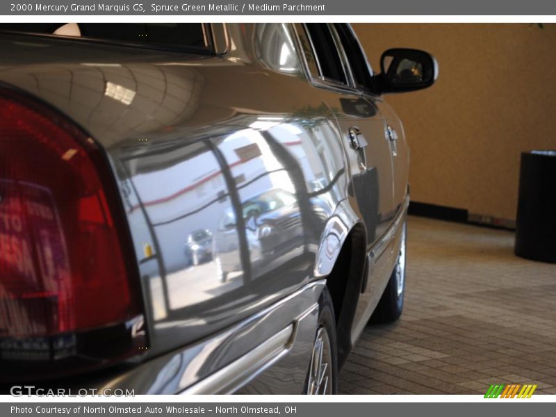 Spruce Green Metallic / Medium Parchment 2000 Mercury Grand Marquis GS
