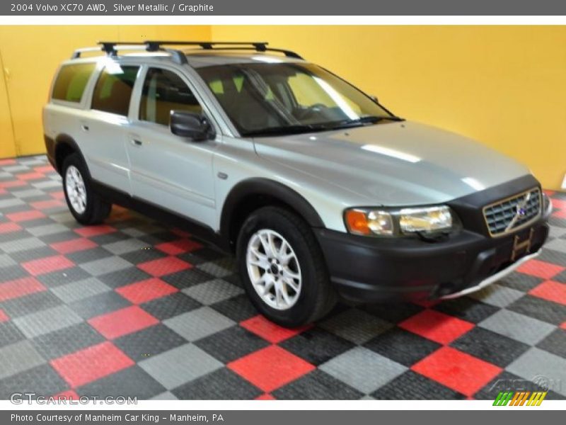 Silver Metallic / Graphite 2004 Volvo XC70 AWD