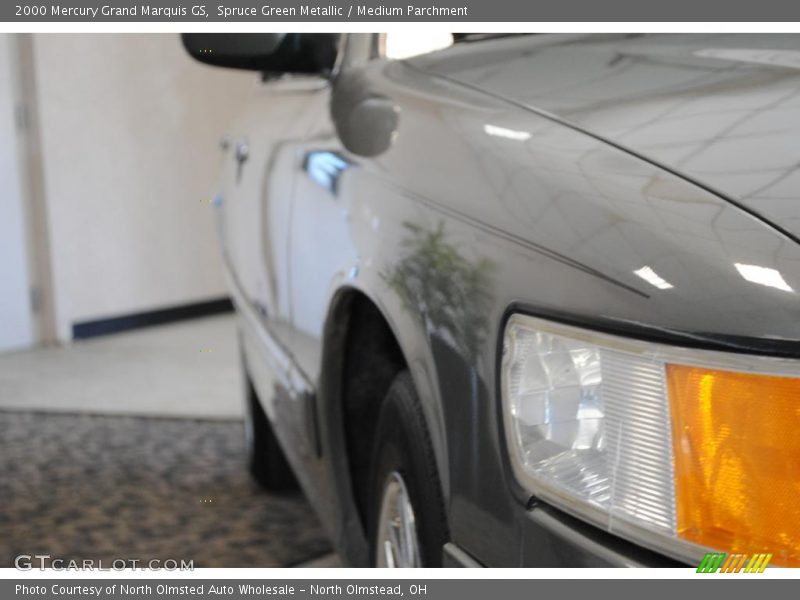 Spruce Green Metallic / Medium Parchment 2000 Mercury Grand Marquis GS