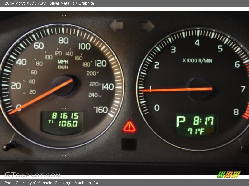Silver Metallic / Graphite 2004 Volvo XC70 AWD