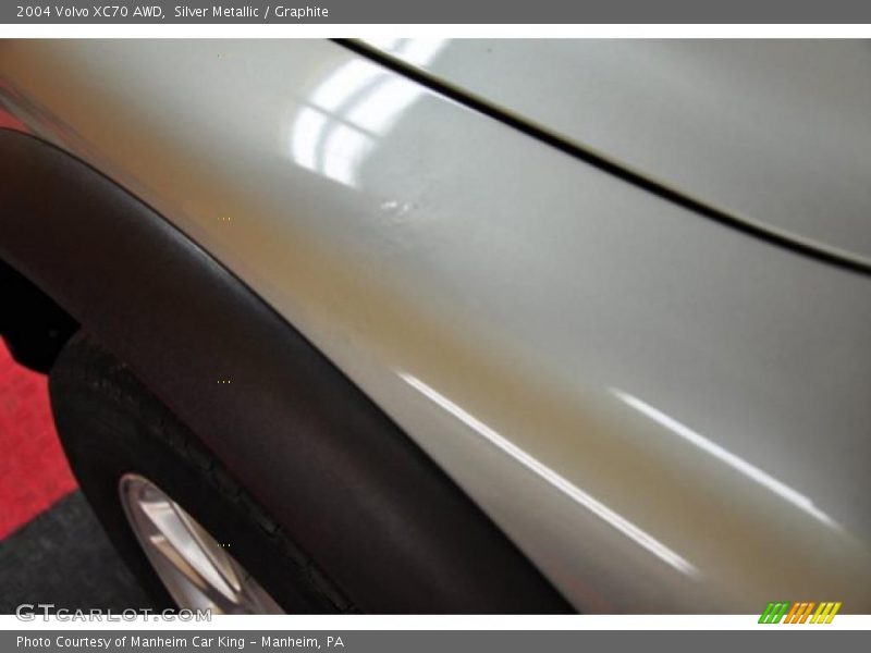 Silver Metallic / Graphite 2004 Volvo XC70 AWD