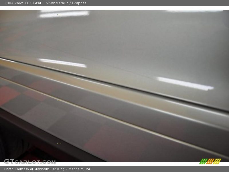 Silver Metallic / Graphite 2004 Volvo XC70 AWD
