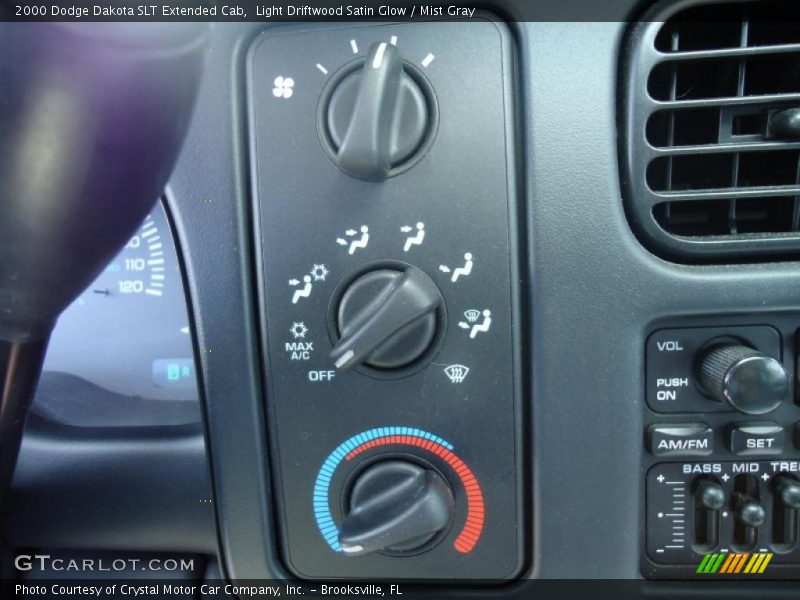 Controls of 2000 Dakota SLT Extended Cab