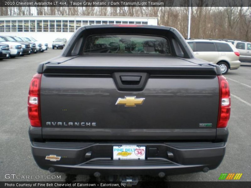 Taupe Gray Metallic / Dark Titanium/Light Titanium 2010 Chevrolet Avalanche LT 4x4
