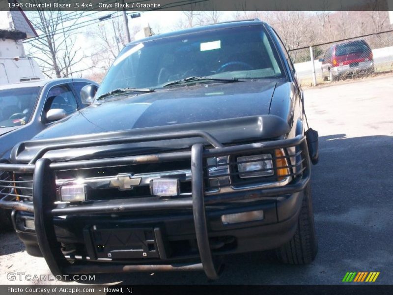 Onyx Black / Graphite 1996 Chevrolet Blazer LS 4x4