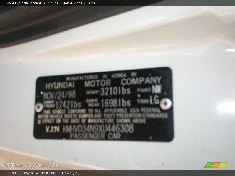 Noble White / Beige 1999 Hyundai Accent GS Coupe