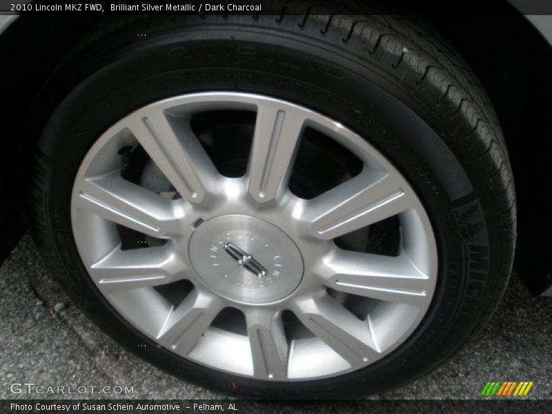 Brilliant Silver Metallic / Dark Charcoal 2010 Lincoln MKZ FWD