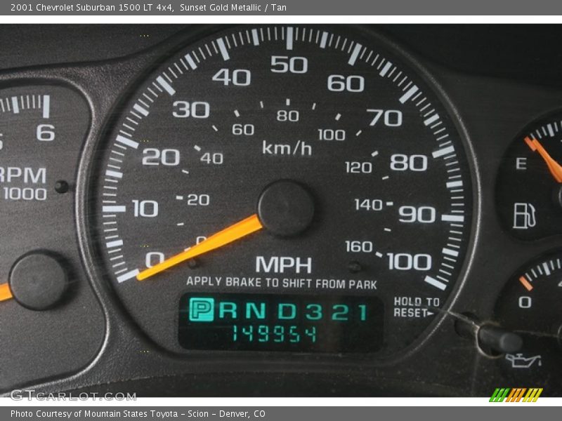 Sunset Gold Metallic / Tan 2001 Chevrolet Suburban 1500 LT 4x4