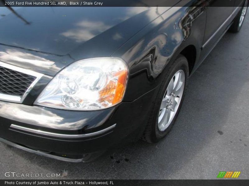 Black / Shale Grey 2005 Ford Five Hundred SEL AWD