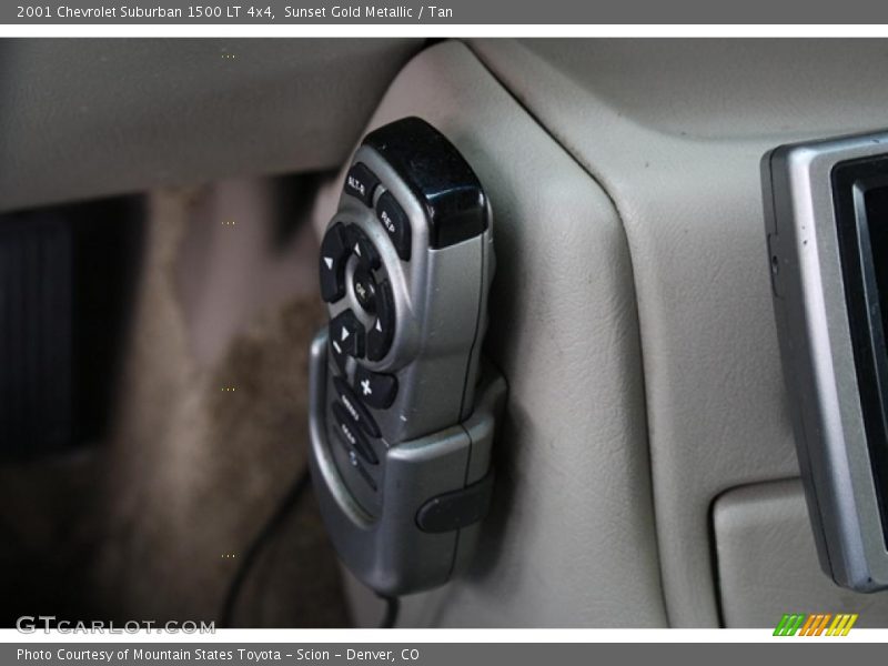 Sunset Gold Metallic / Tan 2001 Chevrolet Suburban 1500 LT 4x4