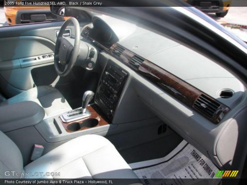 Black / Shale Grey 2005 Ford Five Hundred SEL AWD