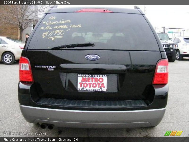 Black / Shale Grey 2006 Ford Freestyle SE AWD