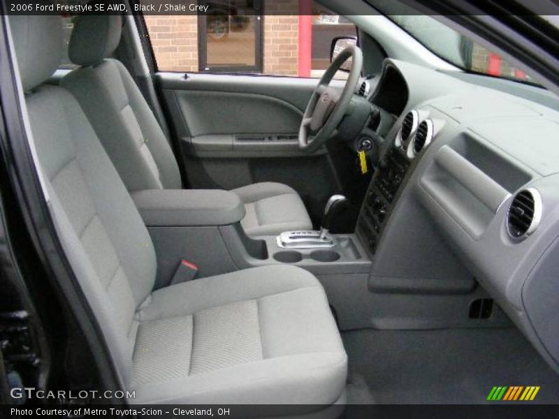 Black / Shale Grey 2006 Ford Freestyle SE AWD
