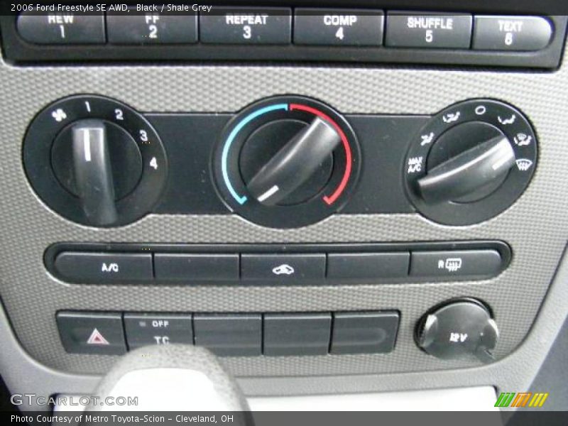 Black / Shale Grey 2006 Ford Freestyle SE AWD
