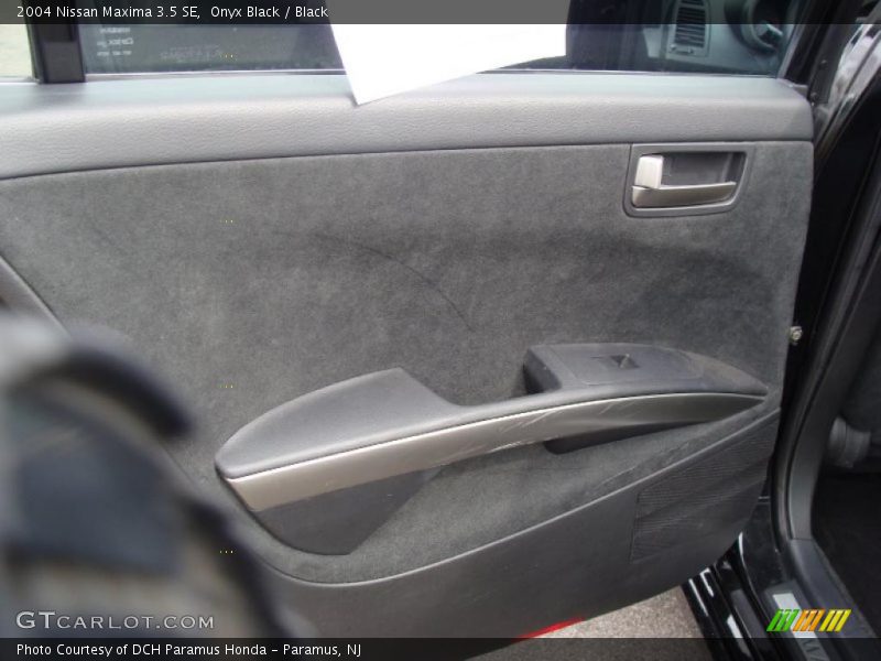 Onyx Black / Black 2004 Nissan Maxima 3.5 SE