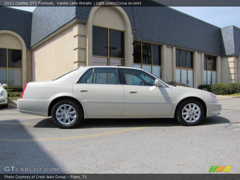 Vanille Latte Metallic / Light Linen/Cocoa Accents 2011 Cadillac DTS Premium