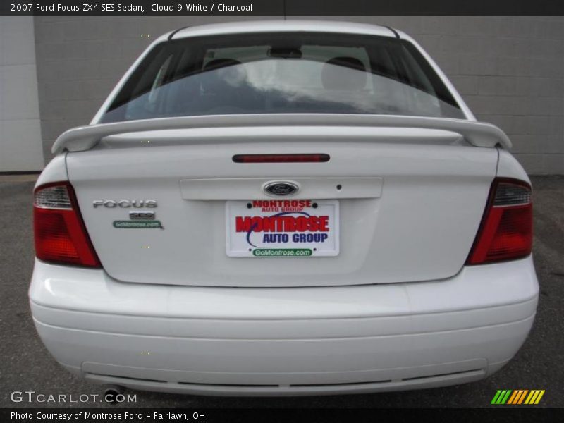 Cloud 9 White / Charcoal 2007 Ford Focus ZX4 SES Sedan