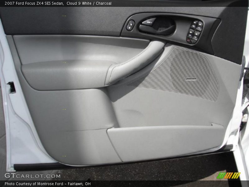 Cloud 9 White / Charcoal 2007 Ford Focus ZX4 SES Sedan