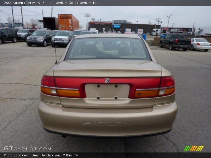 Medium Gold / Medium Tan 2000 Saturn L Series LS1 Sedan