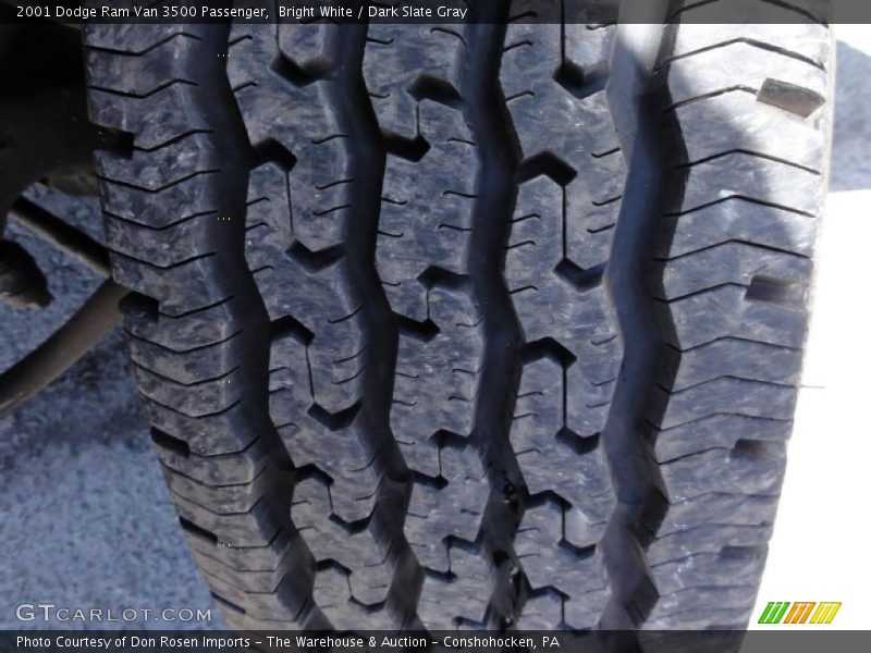 Bright White / Dark Slate Gray 2001 Dodge Ram Van 3500 Passenger