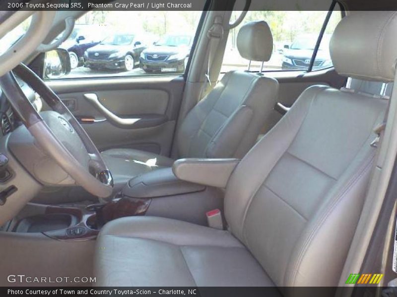 Phantom Gray Pearl / Light Charcoal 2006 Toyota Sequoia SR5