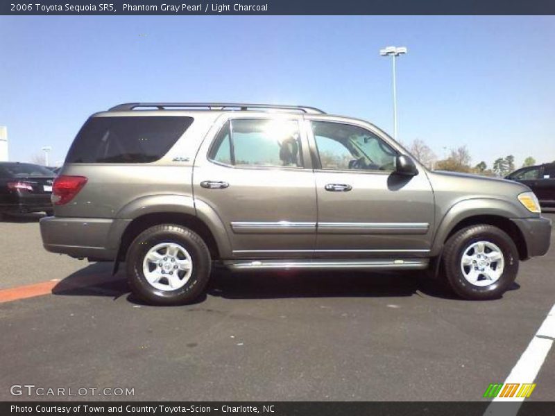 Phantom Gray Pearl / Light Charcoal 2006 Toyota Sequoia SR5
