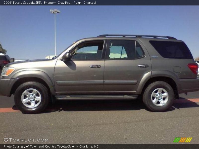 Phantom Gray Pearl / Light Charcoal 2006 Toyota Sequoia SR5