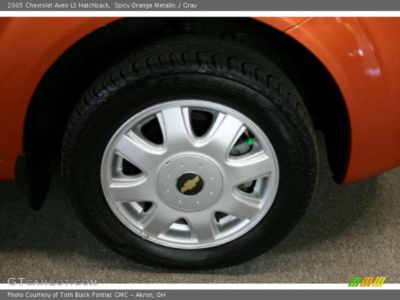  2005 Aveo LS Hatchback Wheel