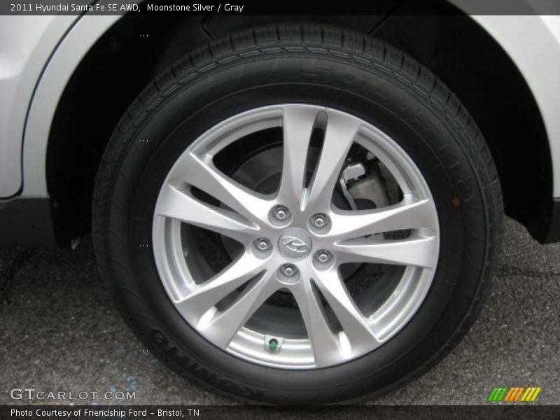  2011 Santa Fe SE AWD Wheel